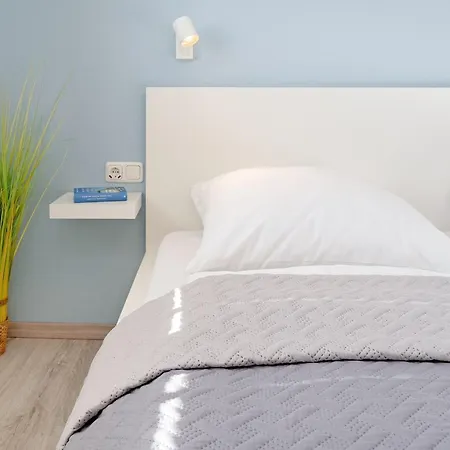 Poenitz Am 7 Apartman *